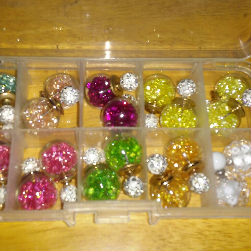 Double sided earrings